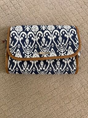 Stella & Dot Fold-Over Jewelry or Cosmetic Hanging clutch